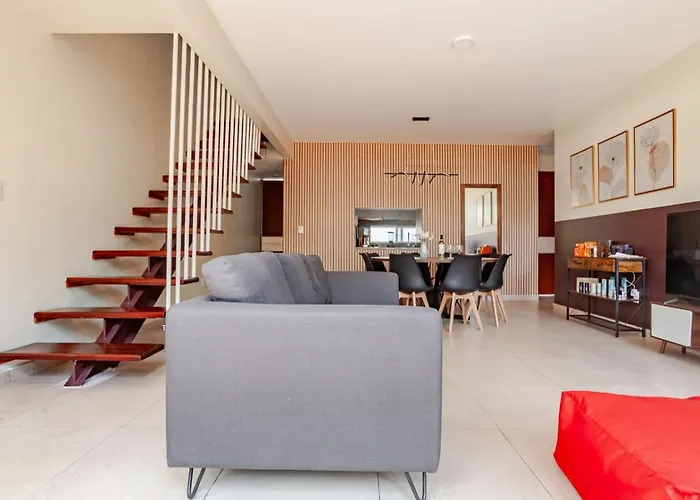 Escapate A Un Duplex Exclusivo Con Vino Y Terraza